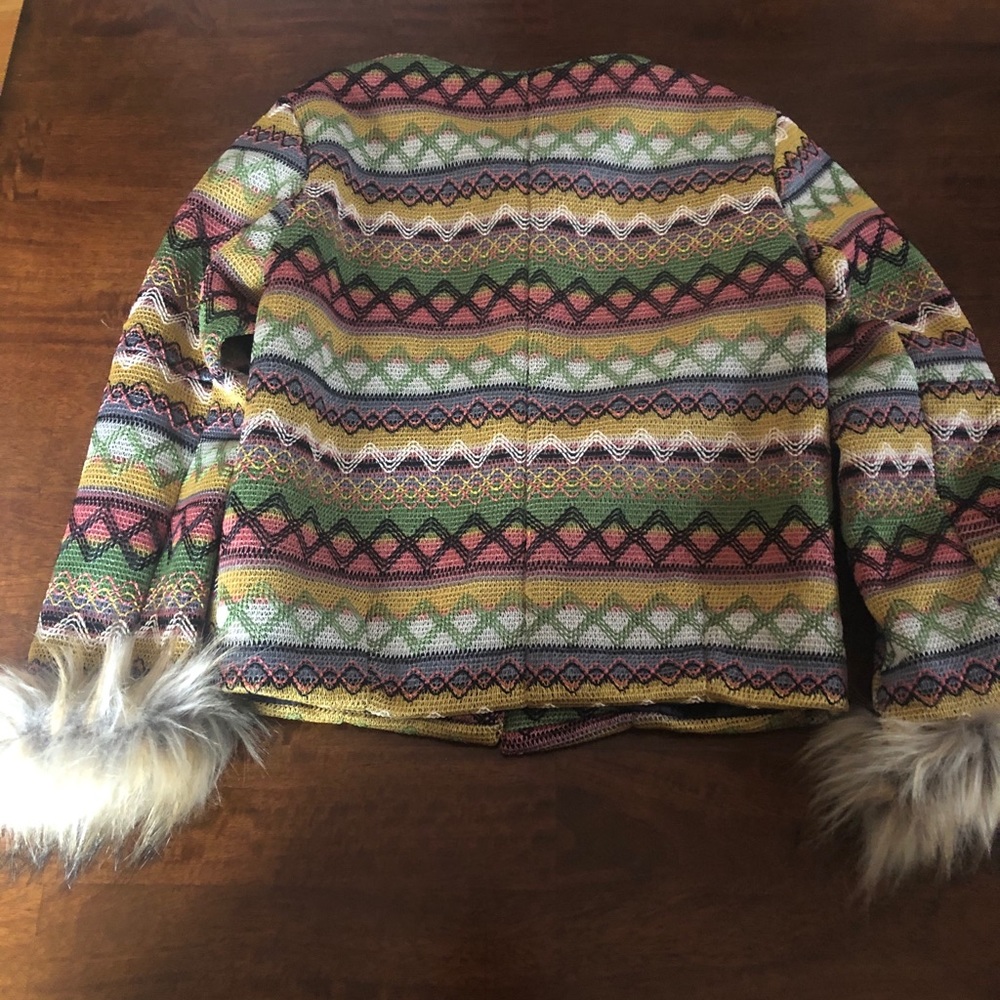NWT Momo Colorful Blazer with Faux Fur Cuffs - Picture 12 of 13